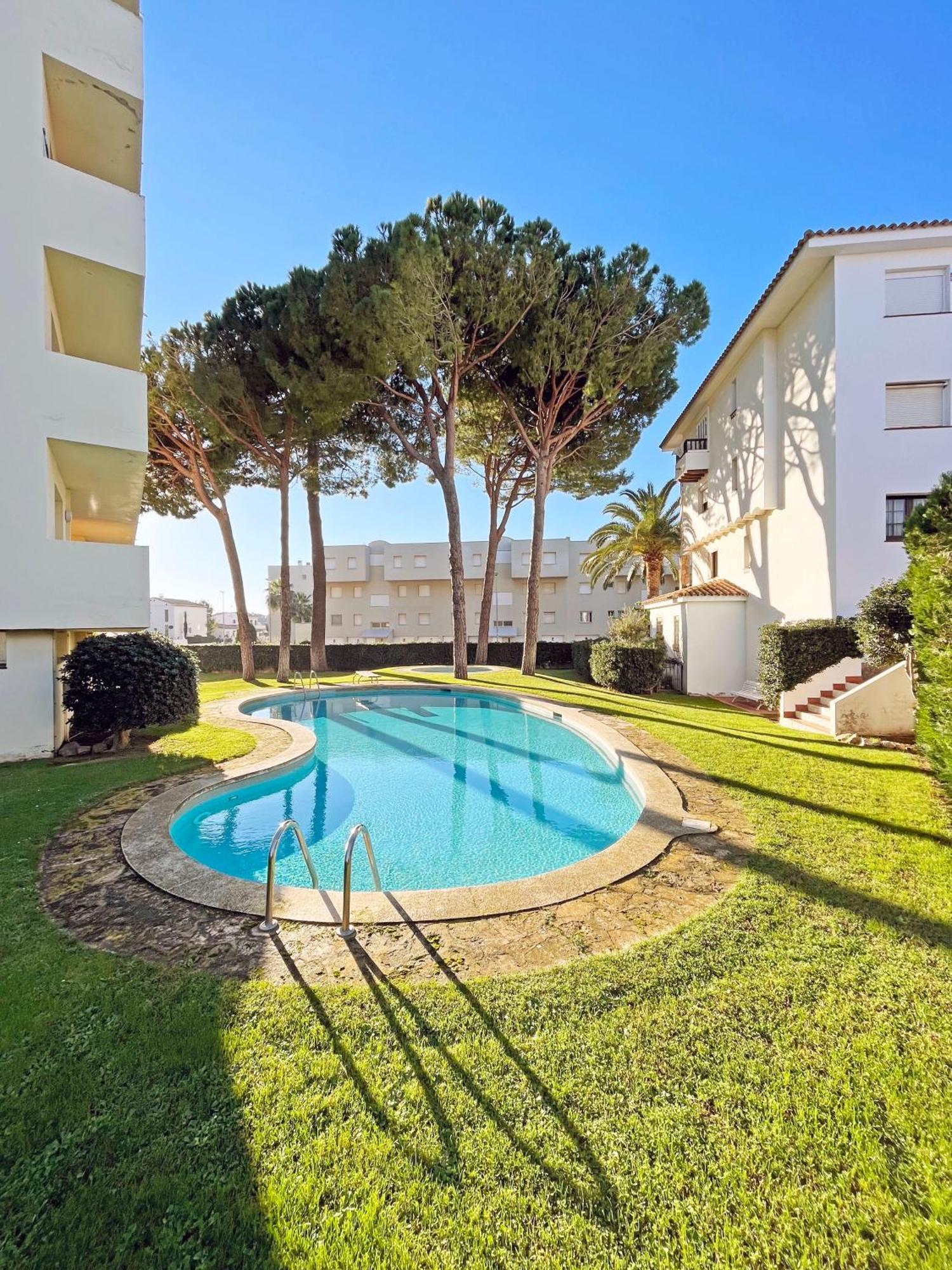 Apartamento En La Escala Con Piscina Y Parking L' Escala Eksteriør billede