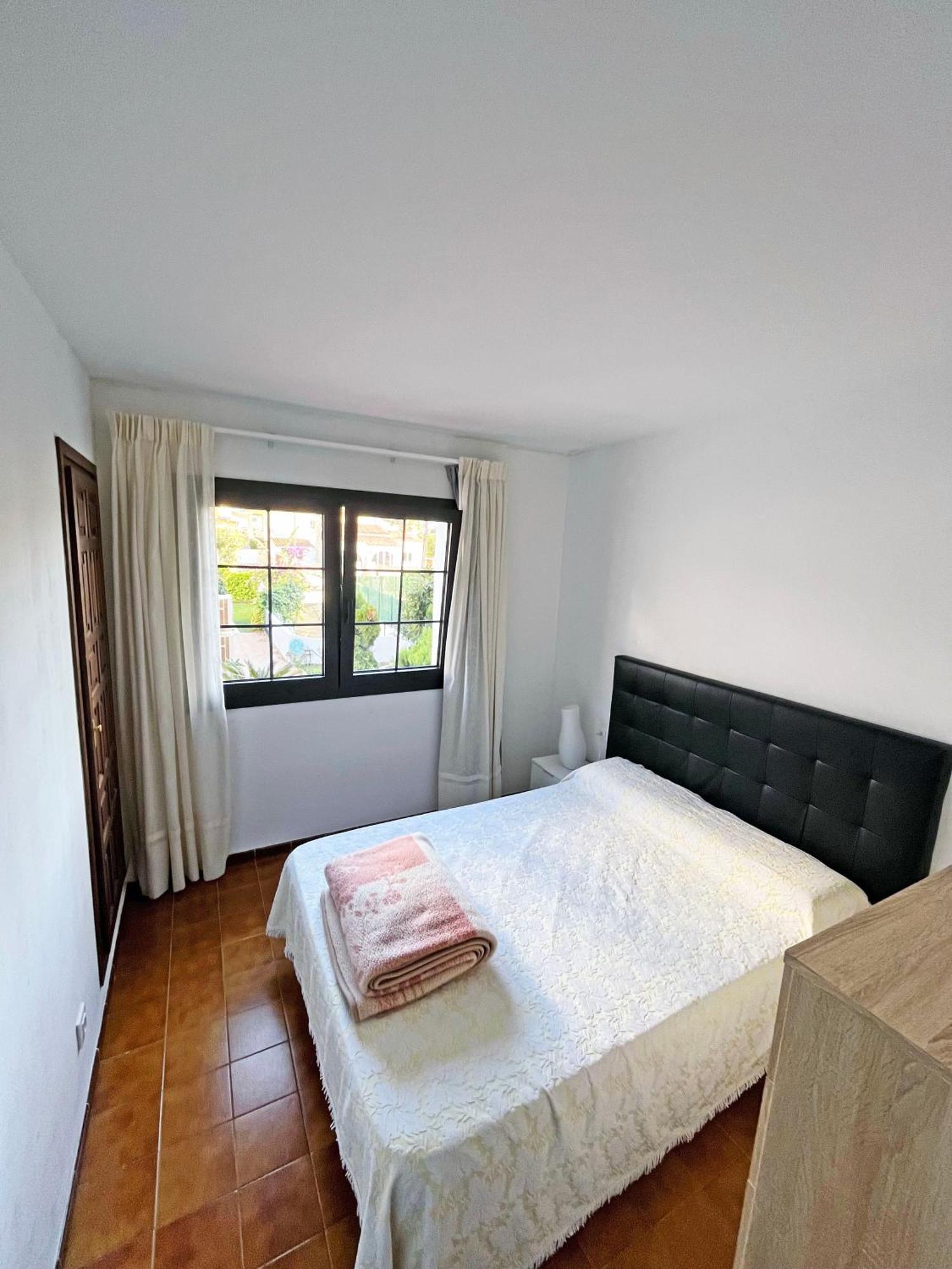 Apartamento En La Escala Con Piscina Y Parking L' Escala Eksteriør billede